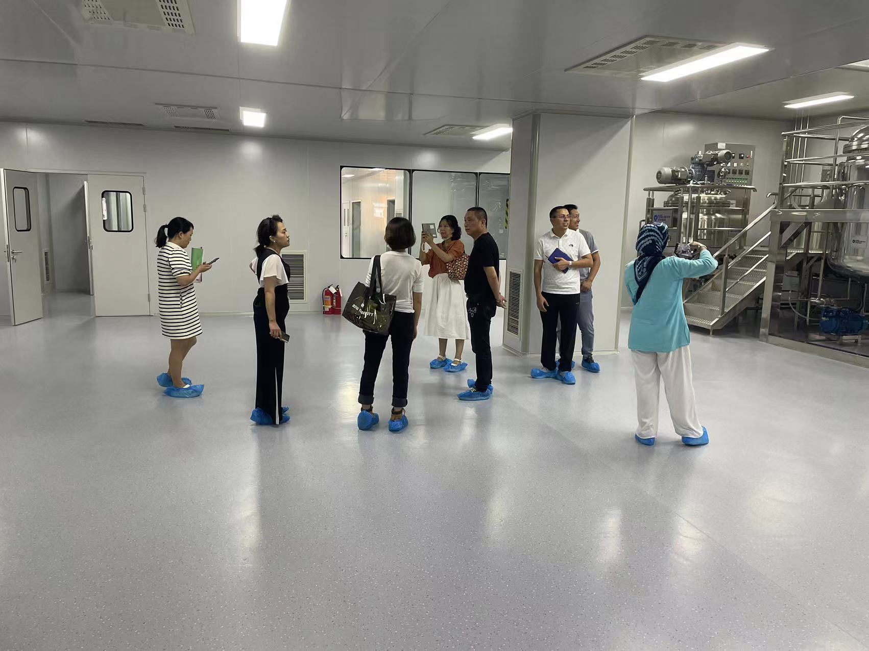 Dubai and Japanese Customers Visit Zhejiang Delishi’s Facilities (5)